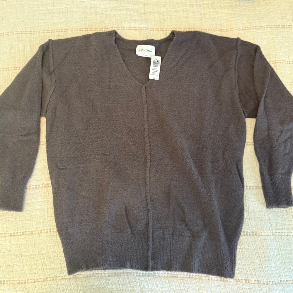 Aritzia Wilfred Sweater